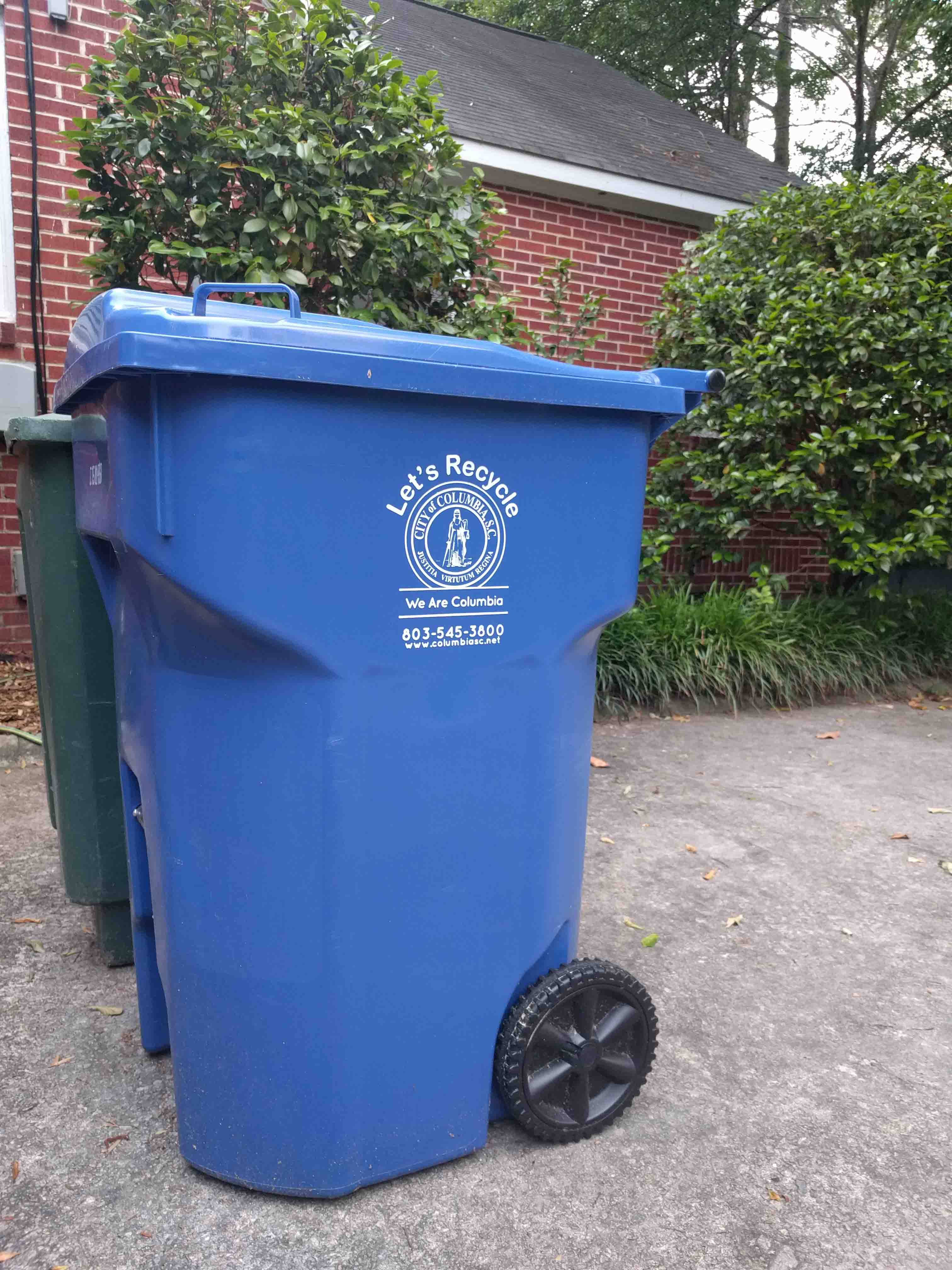 95-gallon plastic recycling roll cart